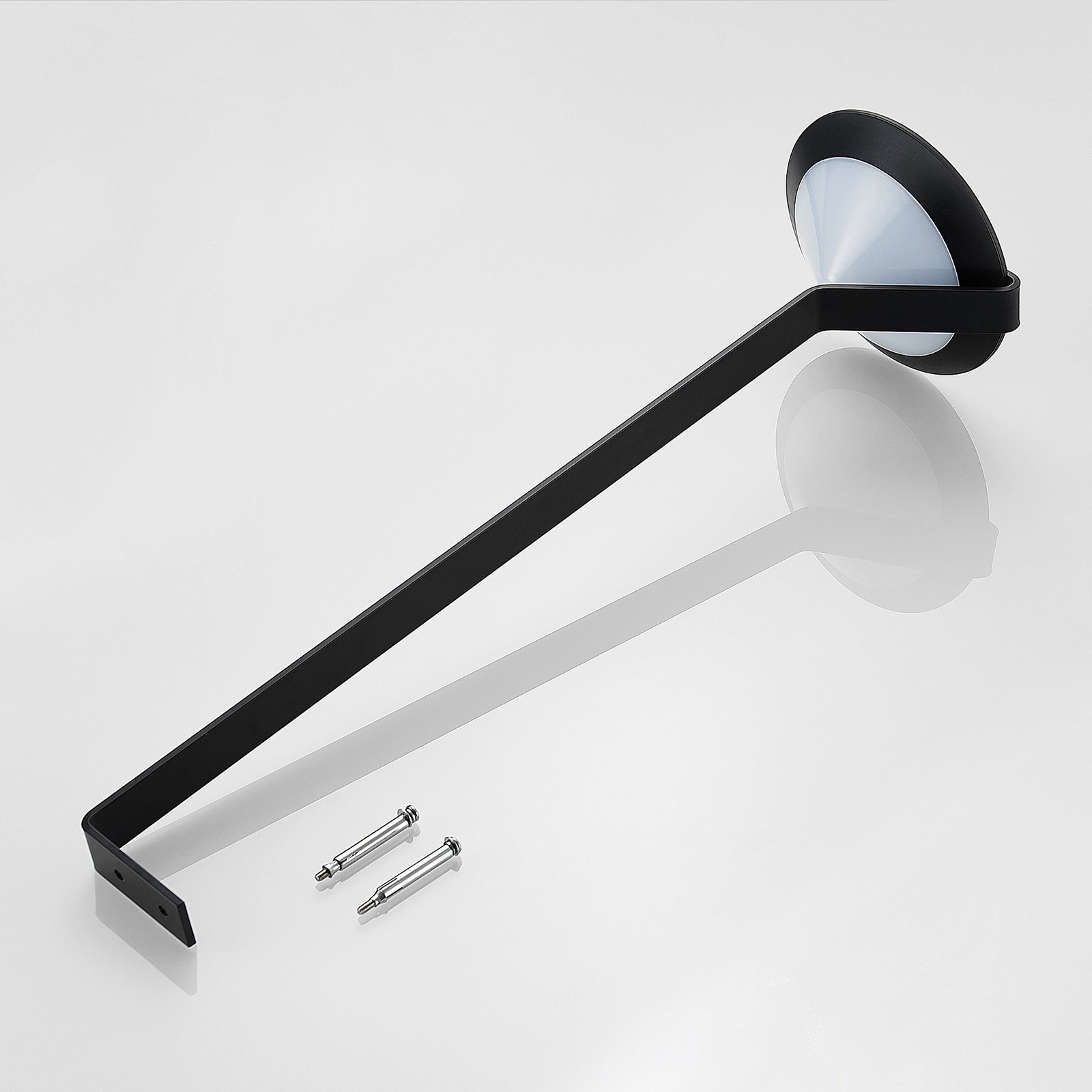 Lindby Clamor candeeiro de caminho LED solar com sensor PIR