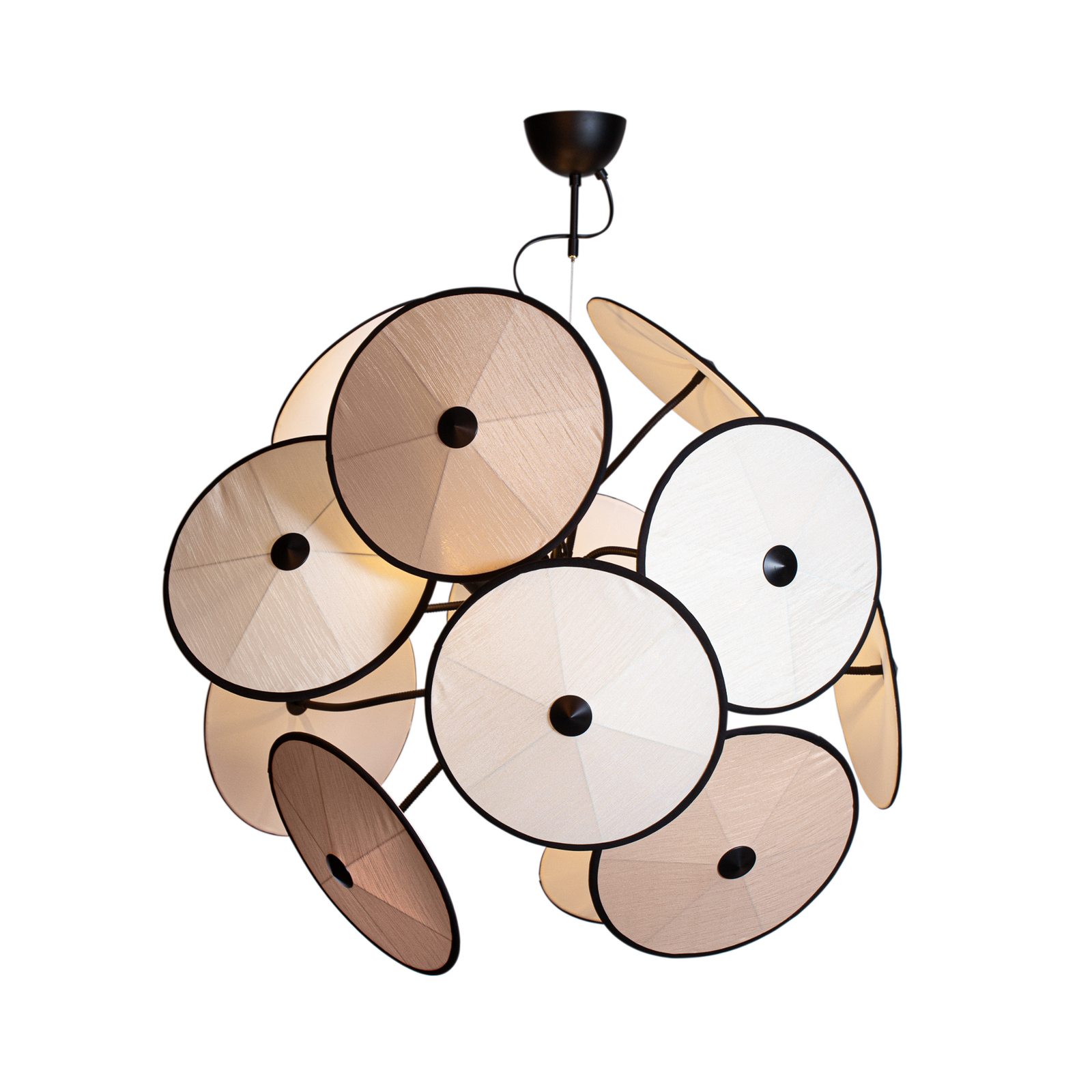 By Rydéns hänglampa Cappello, svart/beige, Ø 82 cm