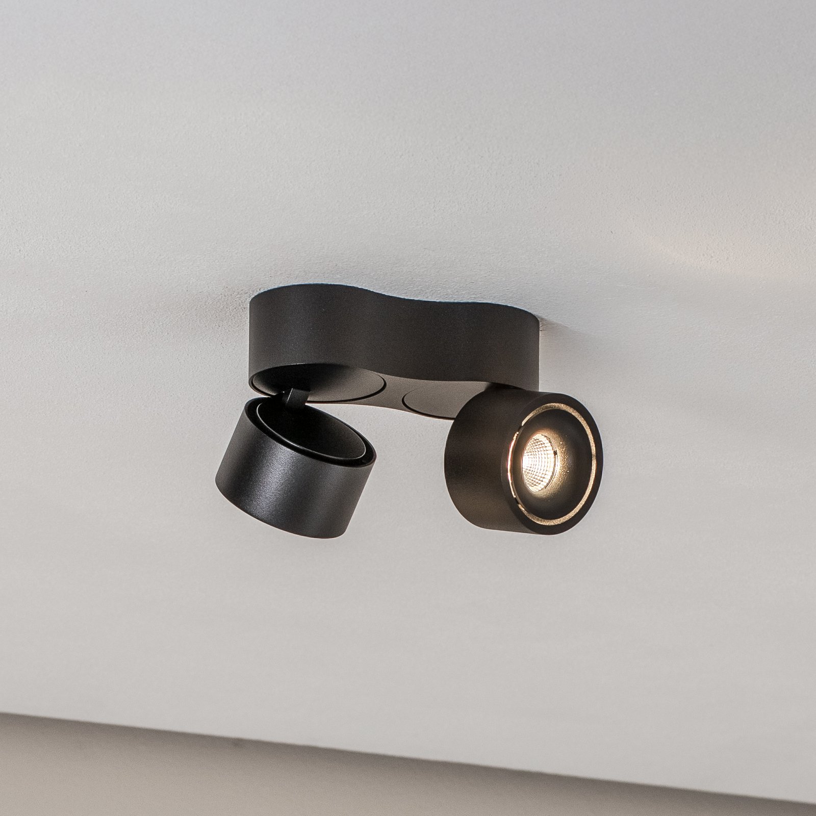 Arcchio LED-Deckenstrahler Rotari, 1240lm, 2-flg., schwarz