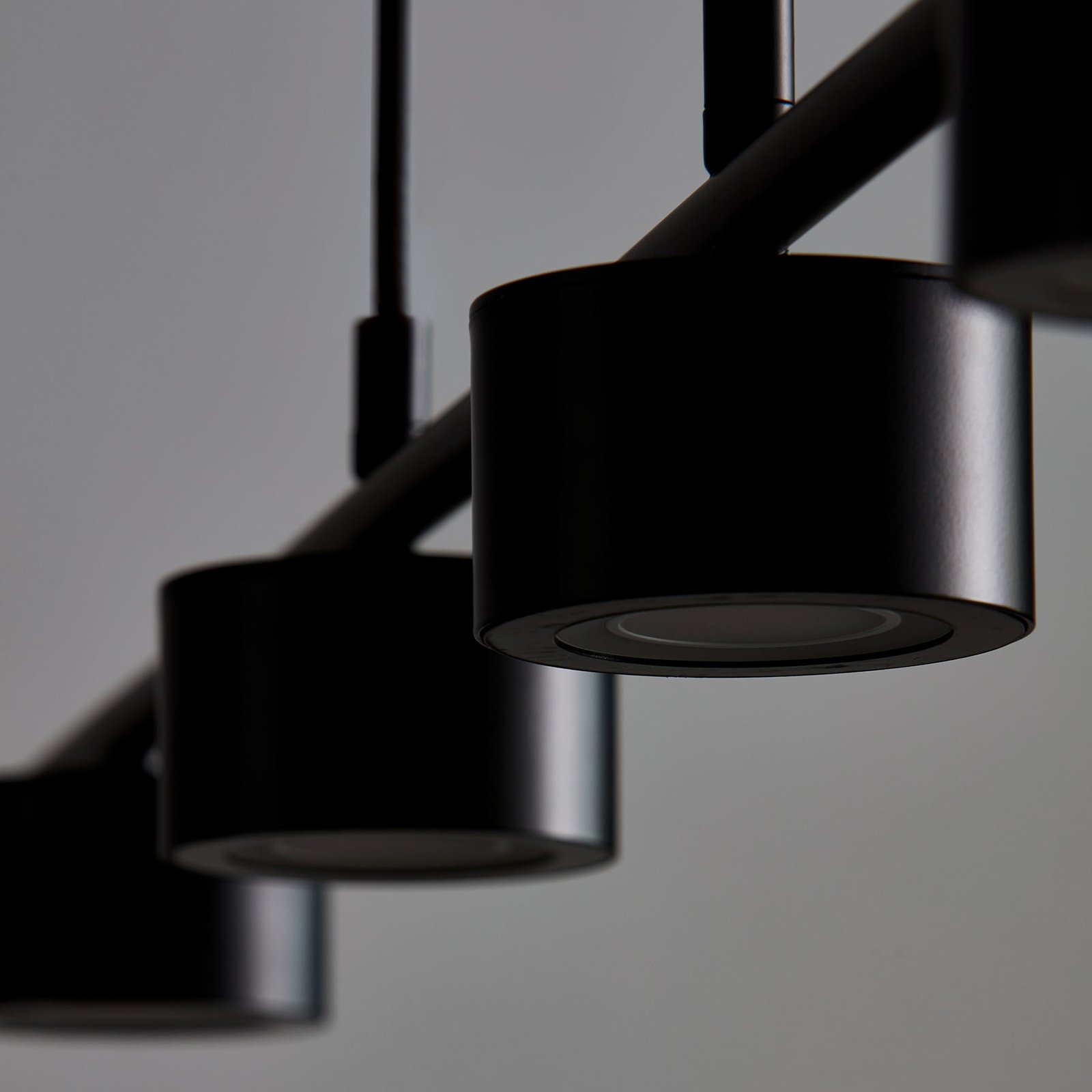 LED-Pendelleuchte Clyde, vierflammig, gerade