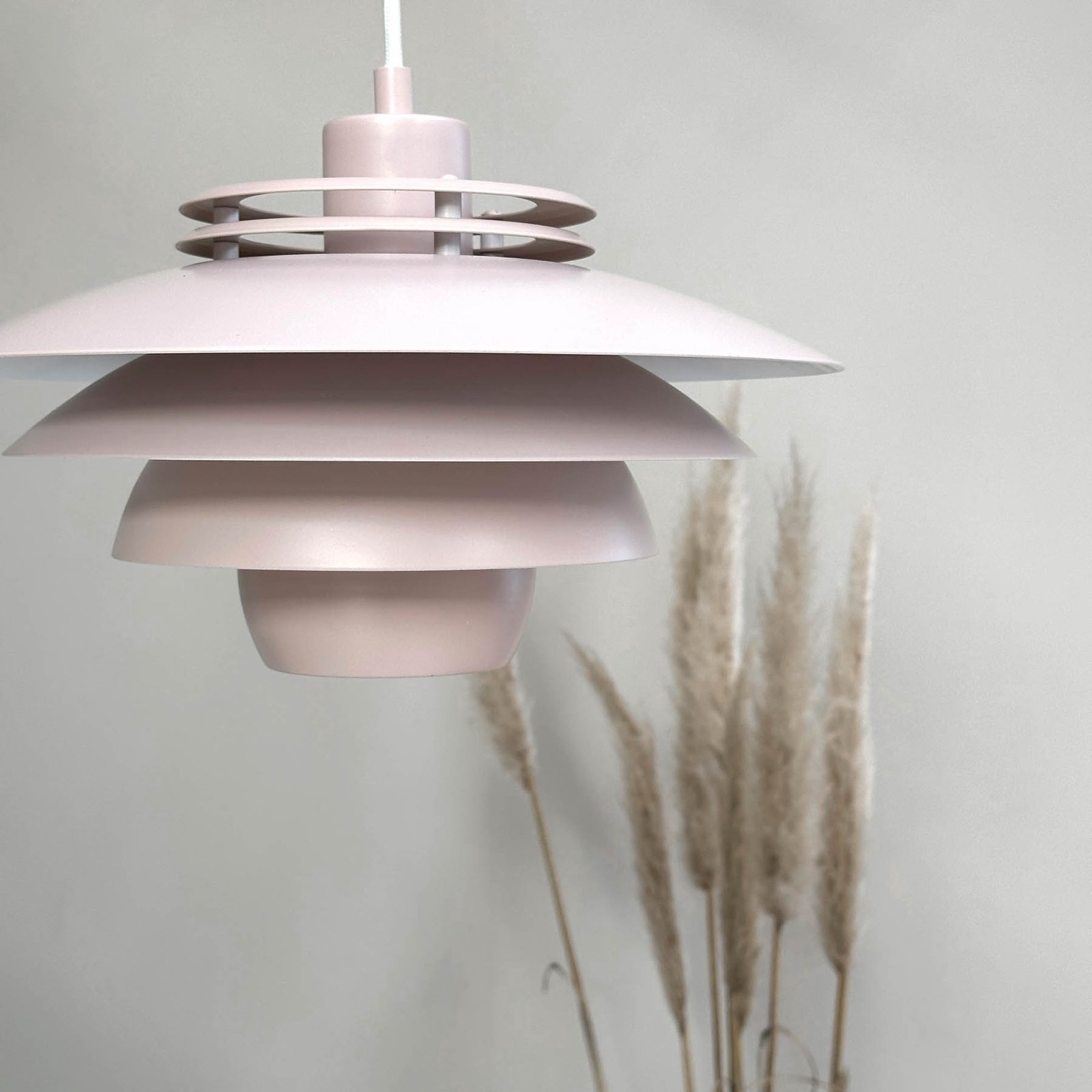 Dyberg Larsen hanging light Ejka mini, pink, Ø 30 cm, metal