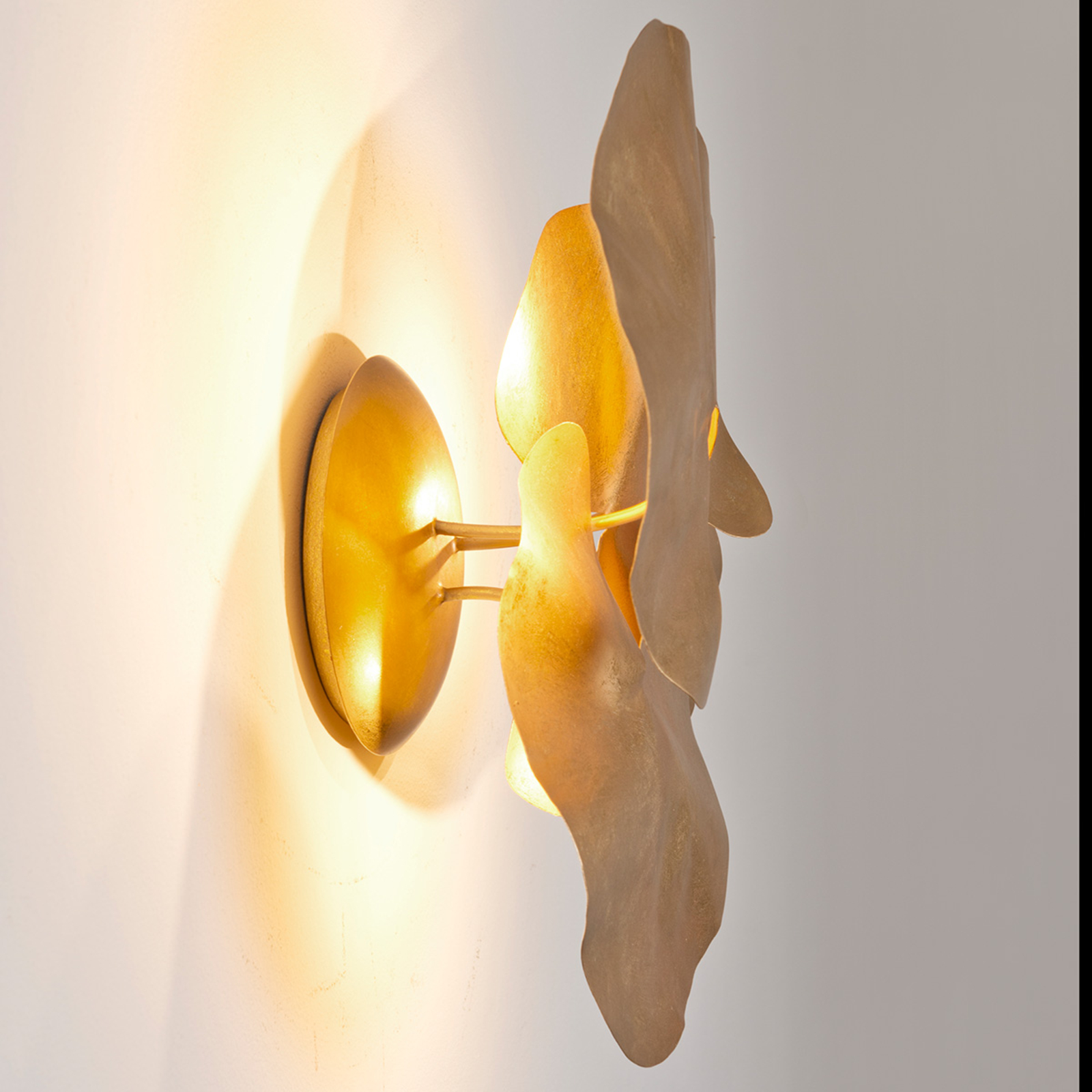Controversia LED ceiling lamp